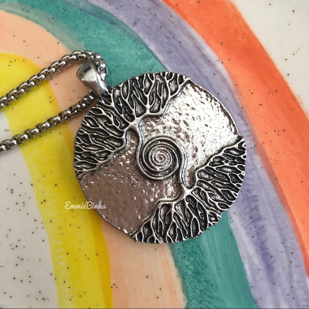 New Tree Of Life Medallion Pendant Necklace, Unisex ‘Tree of Life’ The Yggdrasil